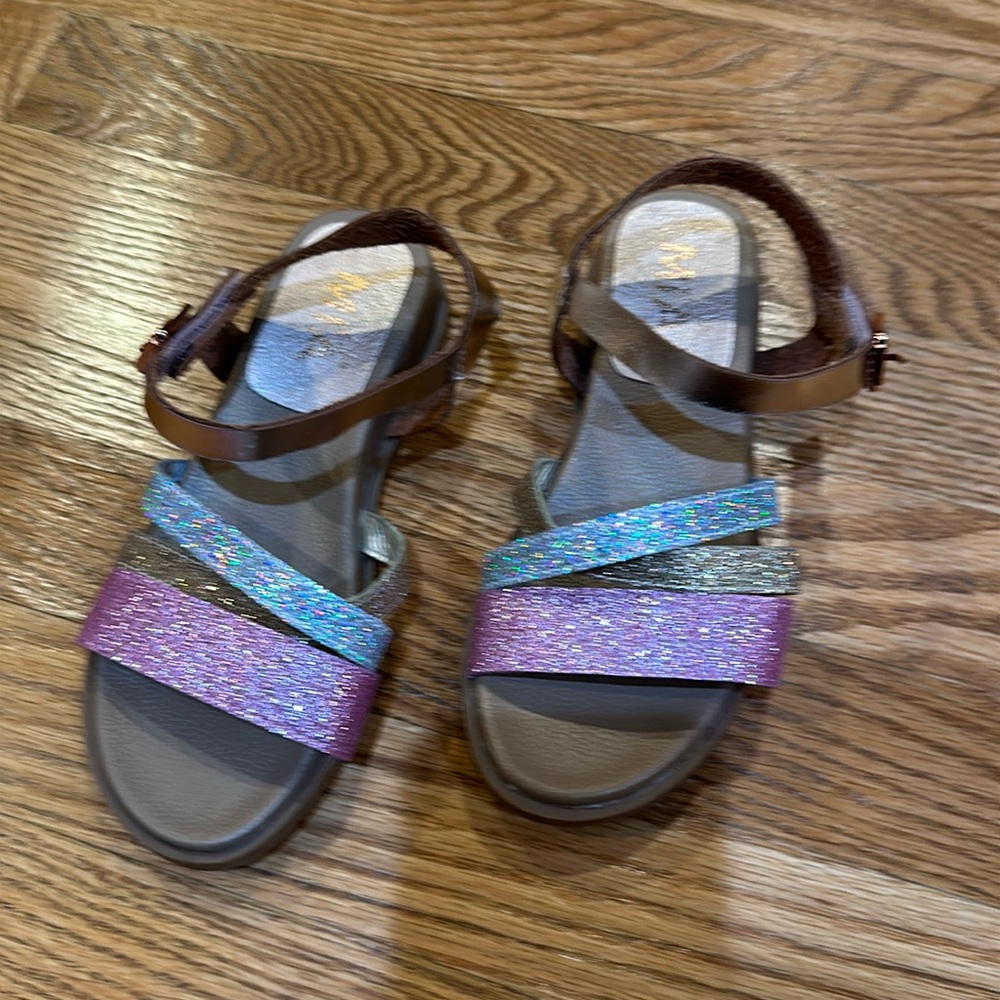 Kids shoes